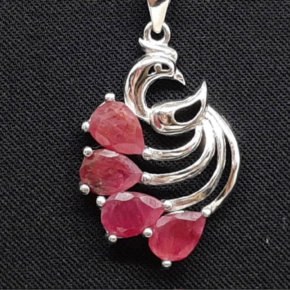 New Genuine 3.40ctw Ruby Pendant in Solid .925 Sterling Silver!